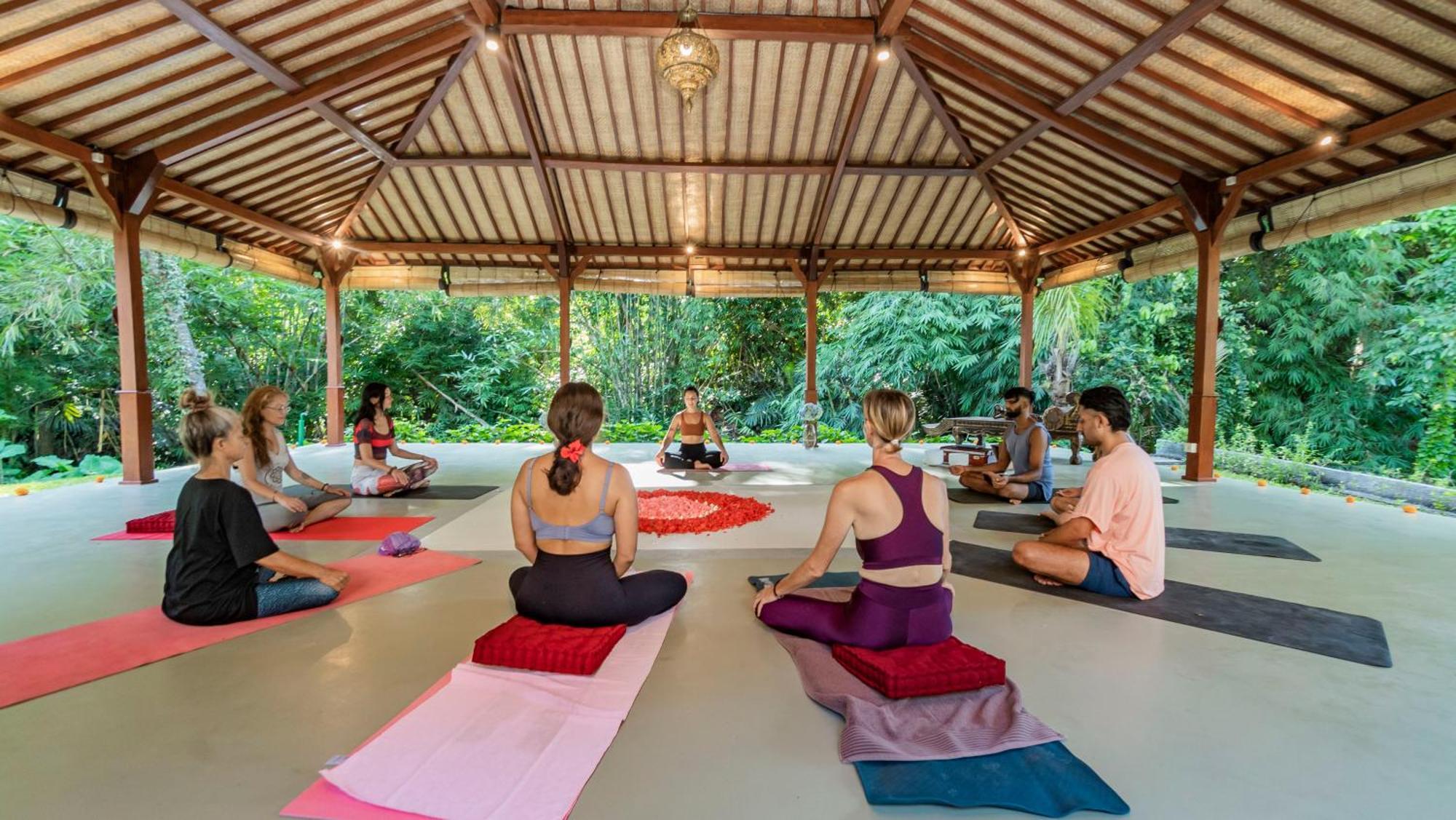 As I Am Ubud Retreat エクステリア 写真